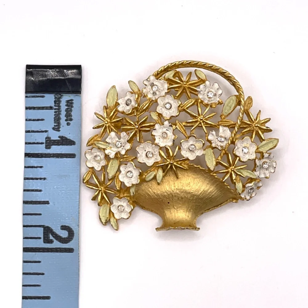 Kramer Signed Vintage Gold Tone Flower Basket Pin Brooch